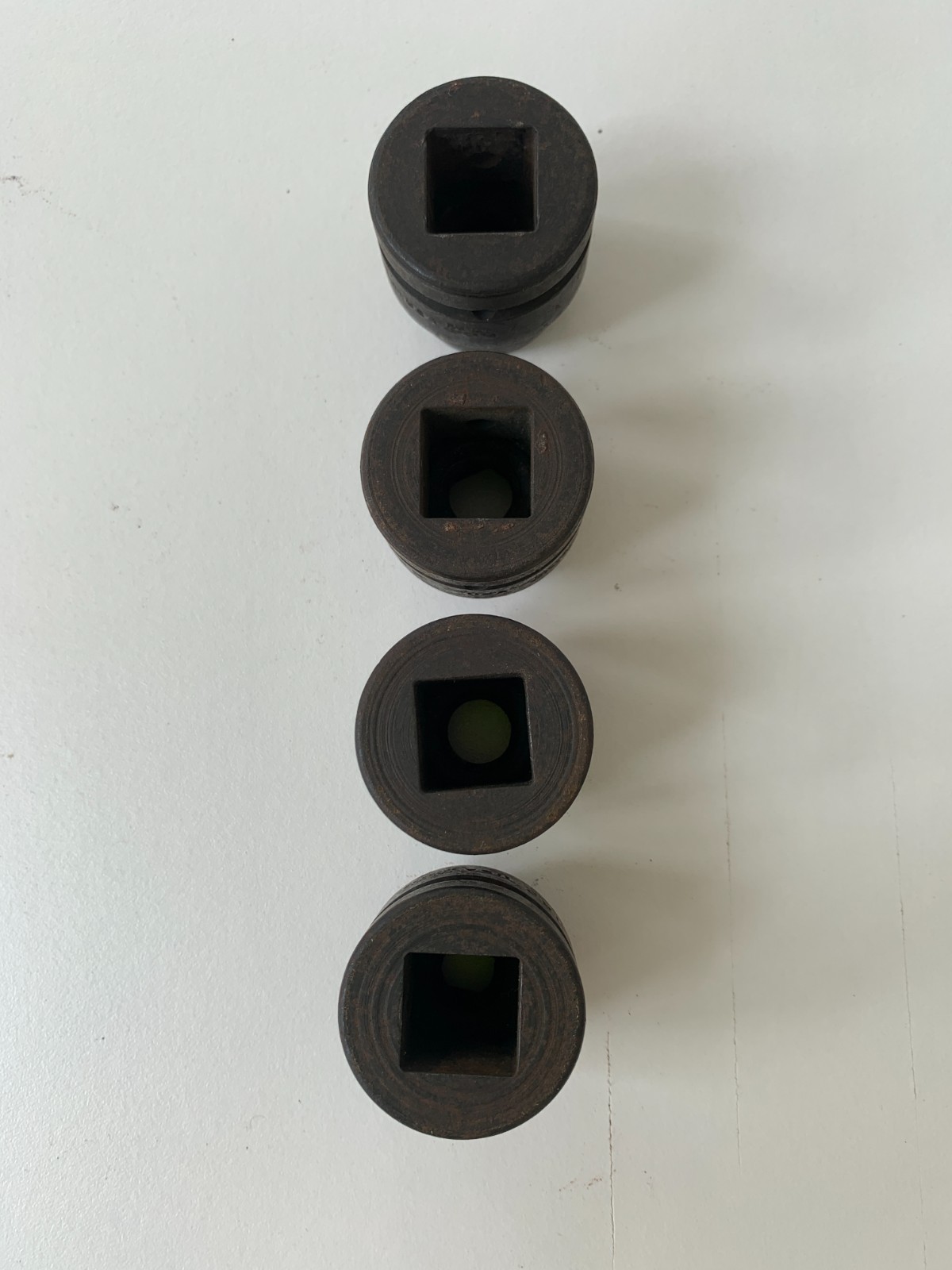 Snap-on 3/4″ Drive 16 Piece SAE 6-Point Shallow Impact Socket Set 9/16 – 1 1/2