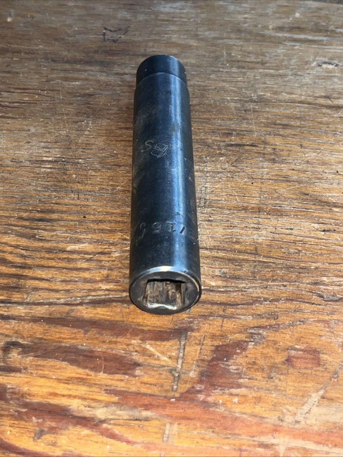 Mac Tools 9/16″ 1/2″ Drive SAE Extra-Deep Impact 6 Point Socket VDP186D