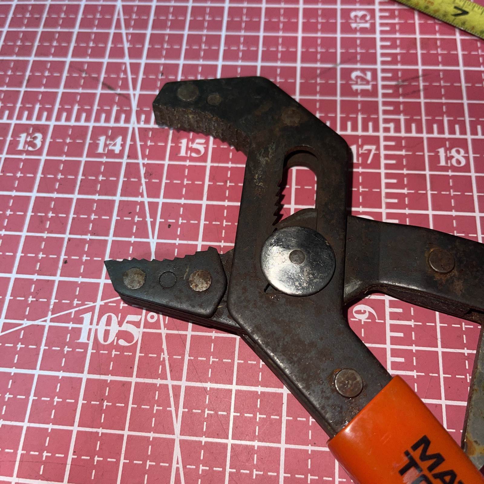 Matco Tools USA PRG9 Self Adjusting Pliers Nice 9 In Adjustable 1-7/8 Jaw