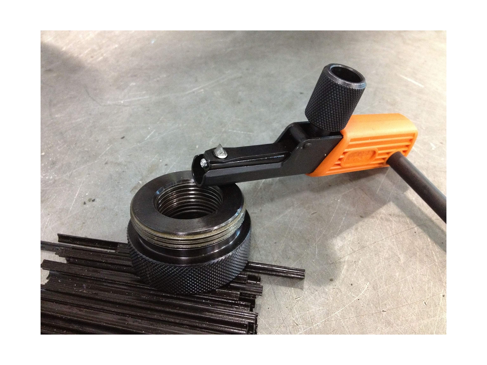 KC2 – External & Internal Adjustable Restorers – Universal Thread Repair T