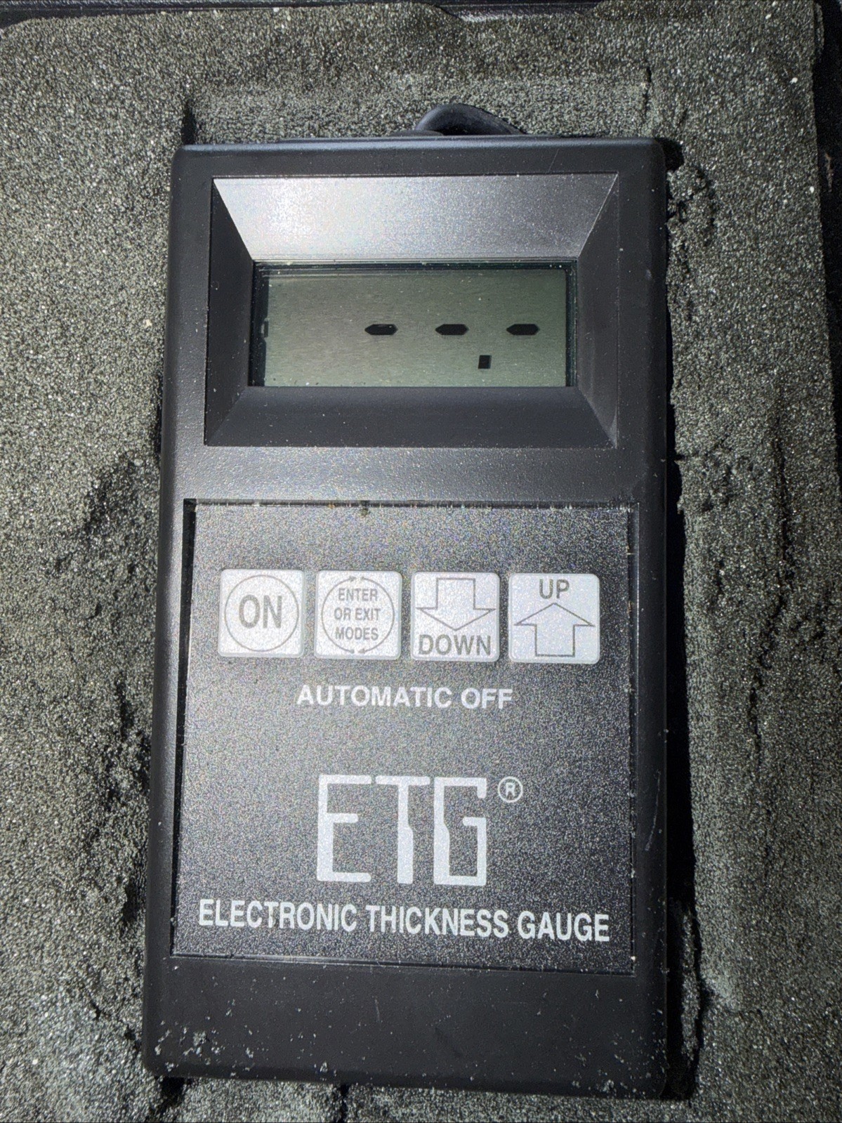 ETG Paint Thickness Gauge Working Tested With Case And Manual.