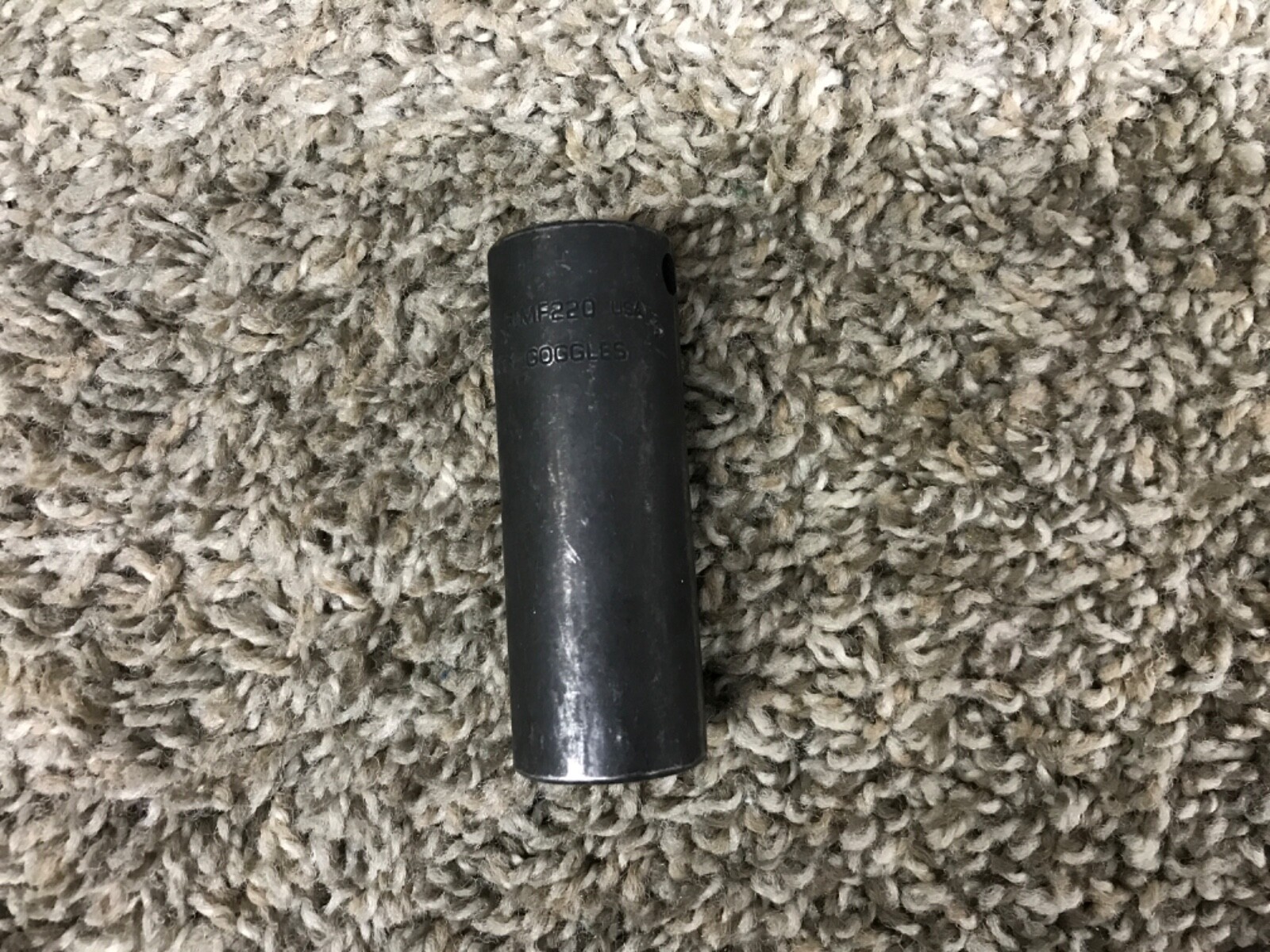 Snap on 3/8″ Drive 6-Point SAE 11/16″ Deep Impact Socket SIMF220