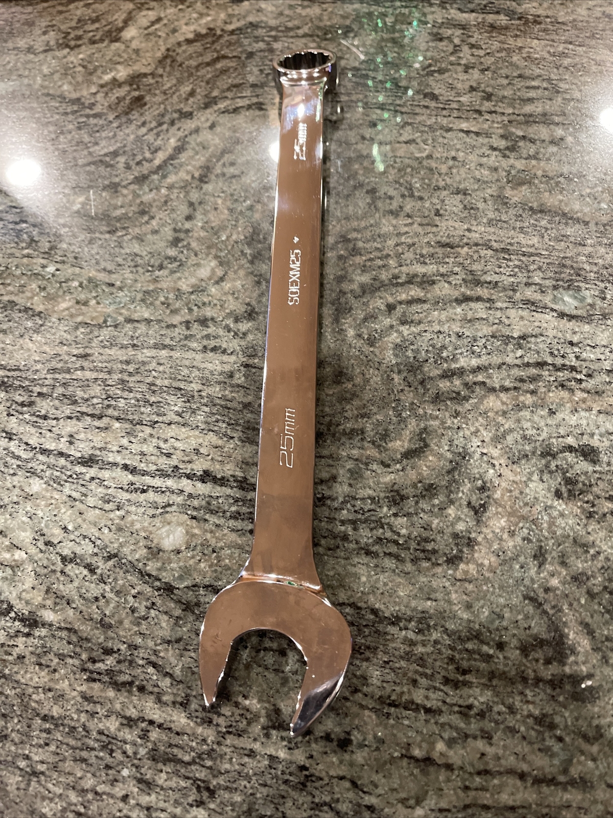 Snap On soexm25 25mm flank drive plus 12 point combination wrench