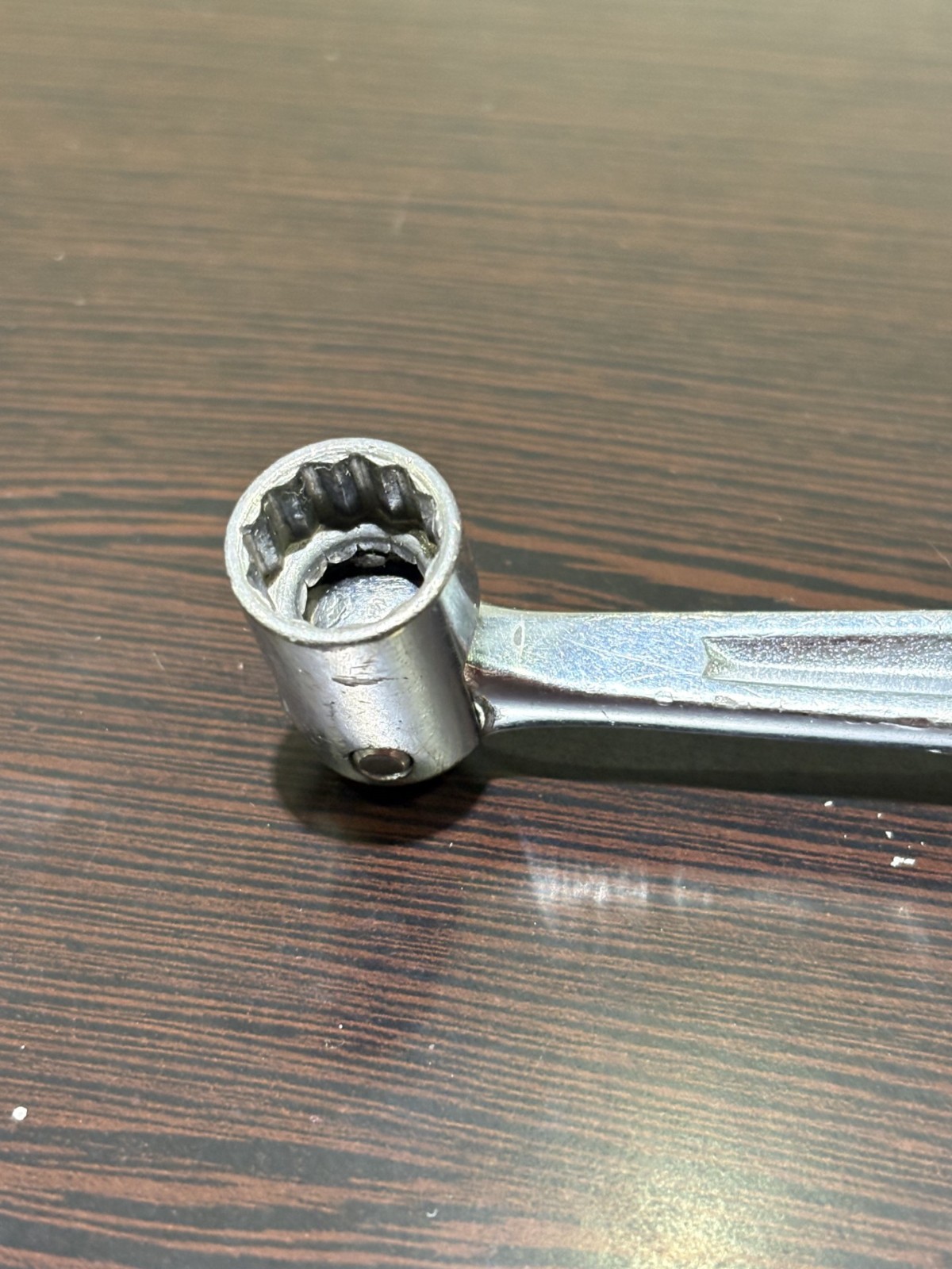 Snap-On FH1618C 12 Pt 1/2» – 9/16» Double Flex Head Socket Wrench Made in USA