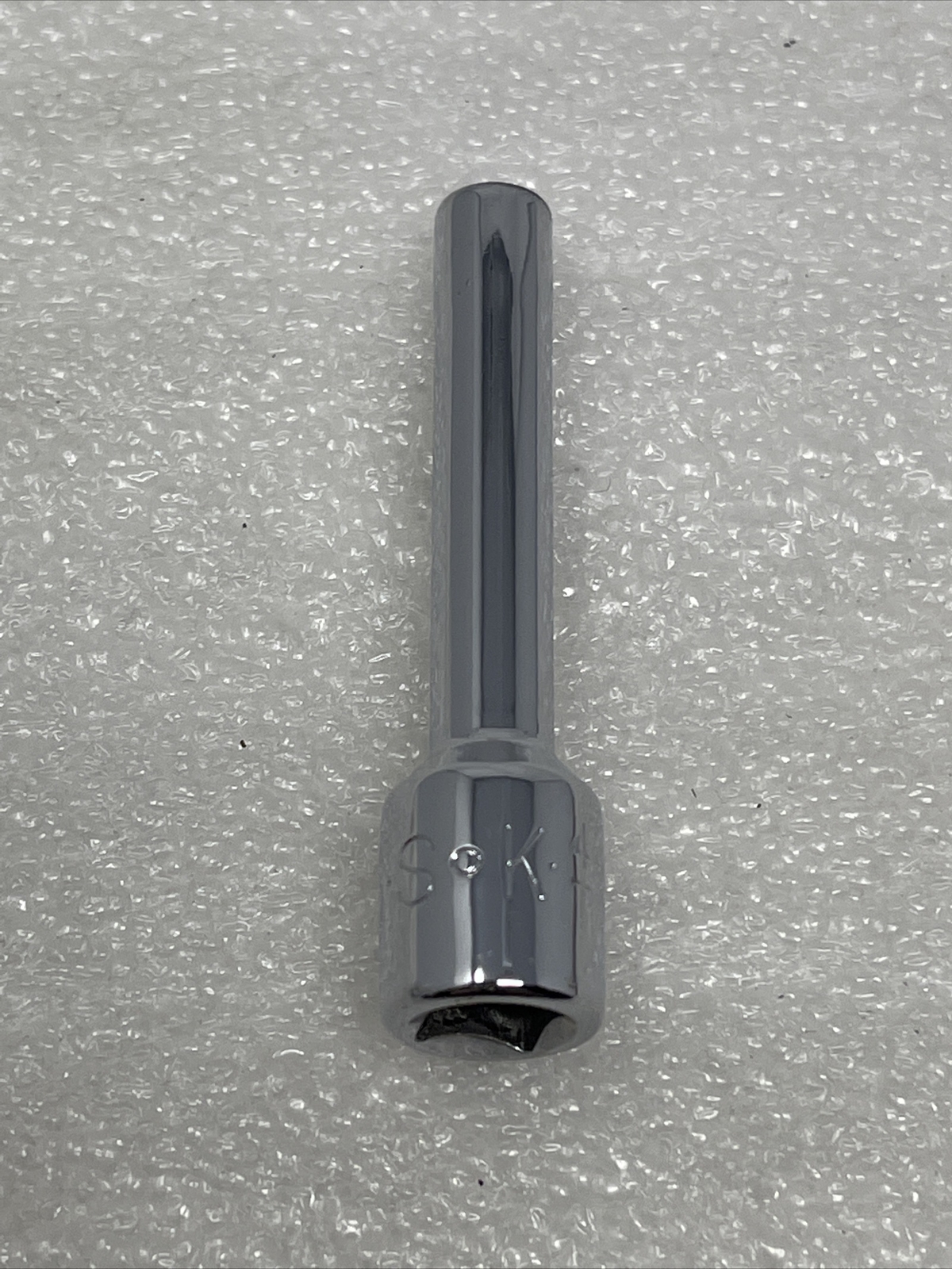 E5 SK Hand Tools 44955, 1/4″ Drive Metric Deep Female Inverted Torx Socket, USA