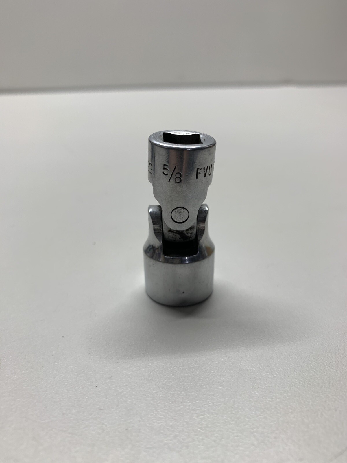 Snap On 5/8 Swivel Socket FVU20 12 Point 3/8” Drive