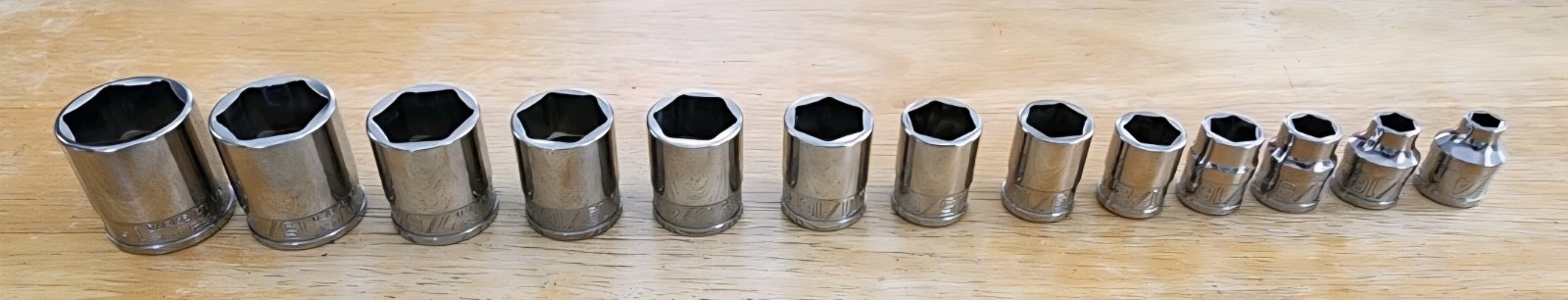 Snap-on 3/8 Dr 26pc 1/4-1 Shallow FDX & SEMIDEEP 6pt Socket Set 211YFSY 211FSSY