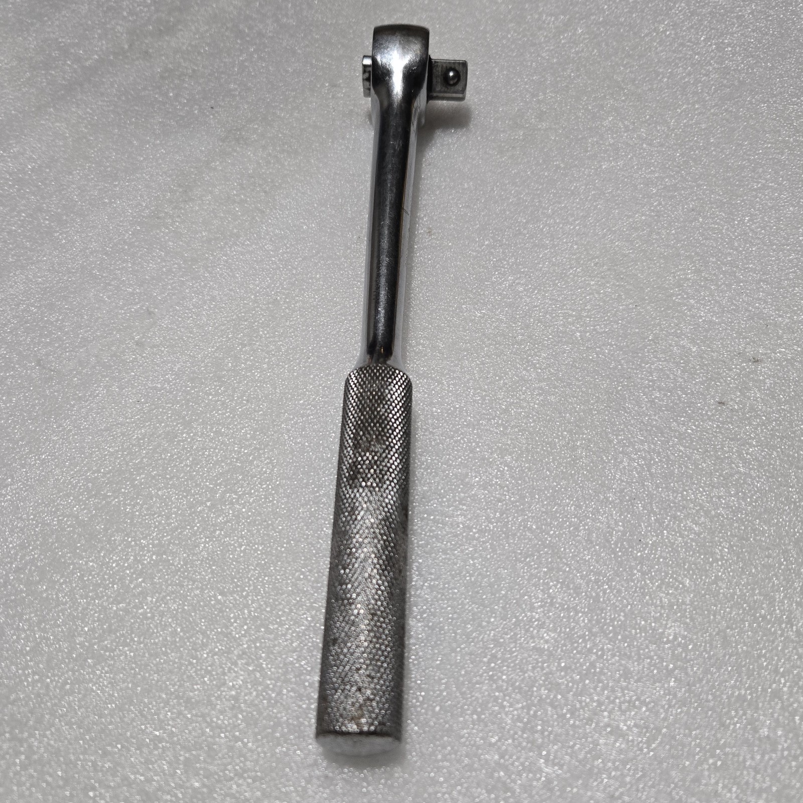 Husky 1/ 2″ Drive Ratchet CS 43, Made in USA