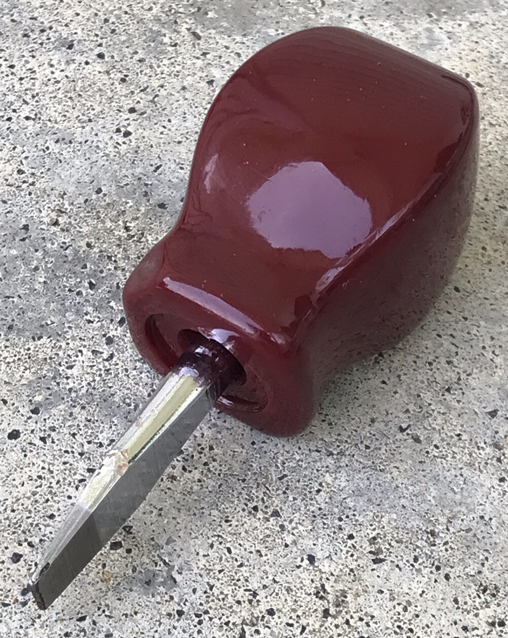 Matco Stubby Slotted Burgundy Handle Screwdriver SDM 82