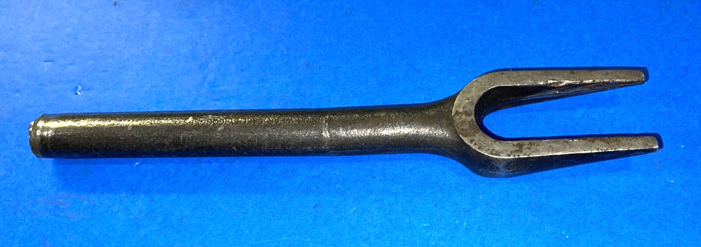 SNAP-ON TOOLS BALL JOINT/TIE ROD SEPARATOR TOOL A201 INCLUDES SHPPING IN THE US