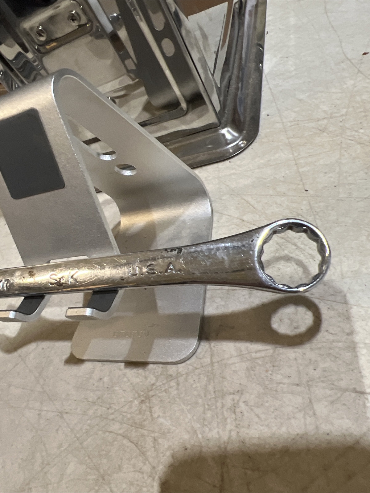 VINTAGE SK USA 17mm COMBINATION WRENCH 12pt 88317