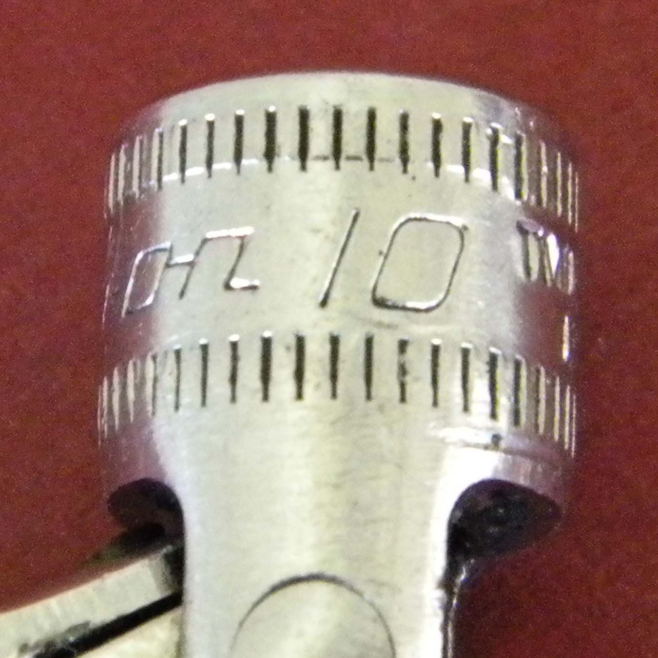 Snap-On TMUSM10 1/4″ Drive 6PT Metric 10MM Chrome Universal Swivel Socket, USA