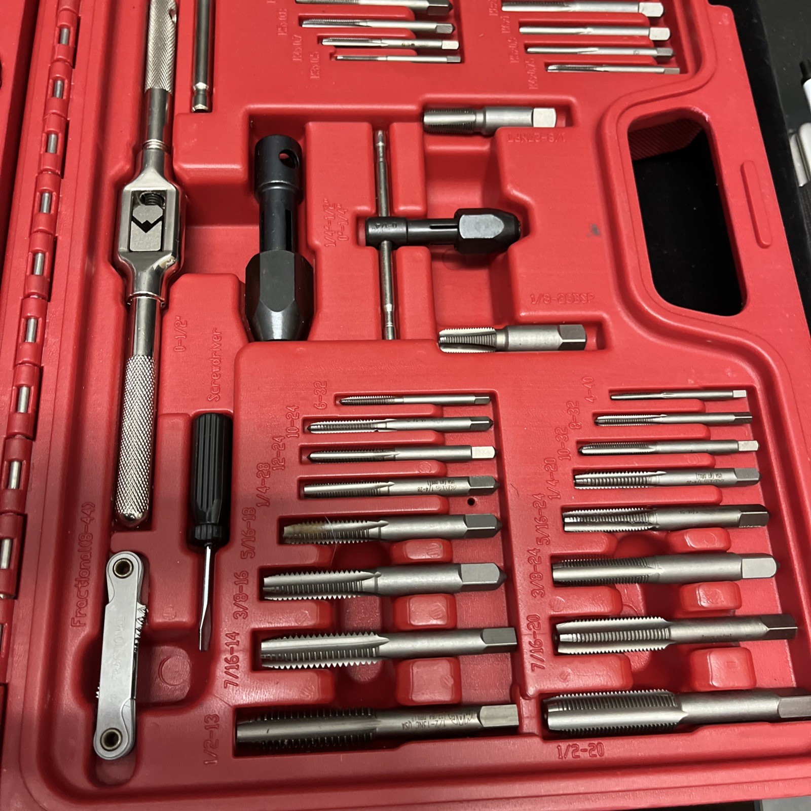Mac Tools 117 Piece Tap & Die Drill Extractor Super Set