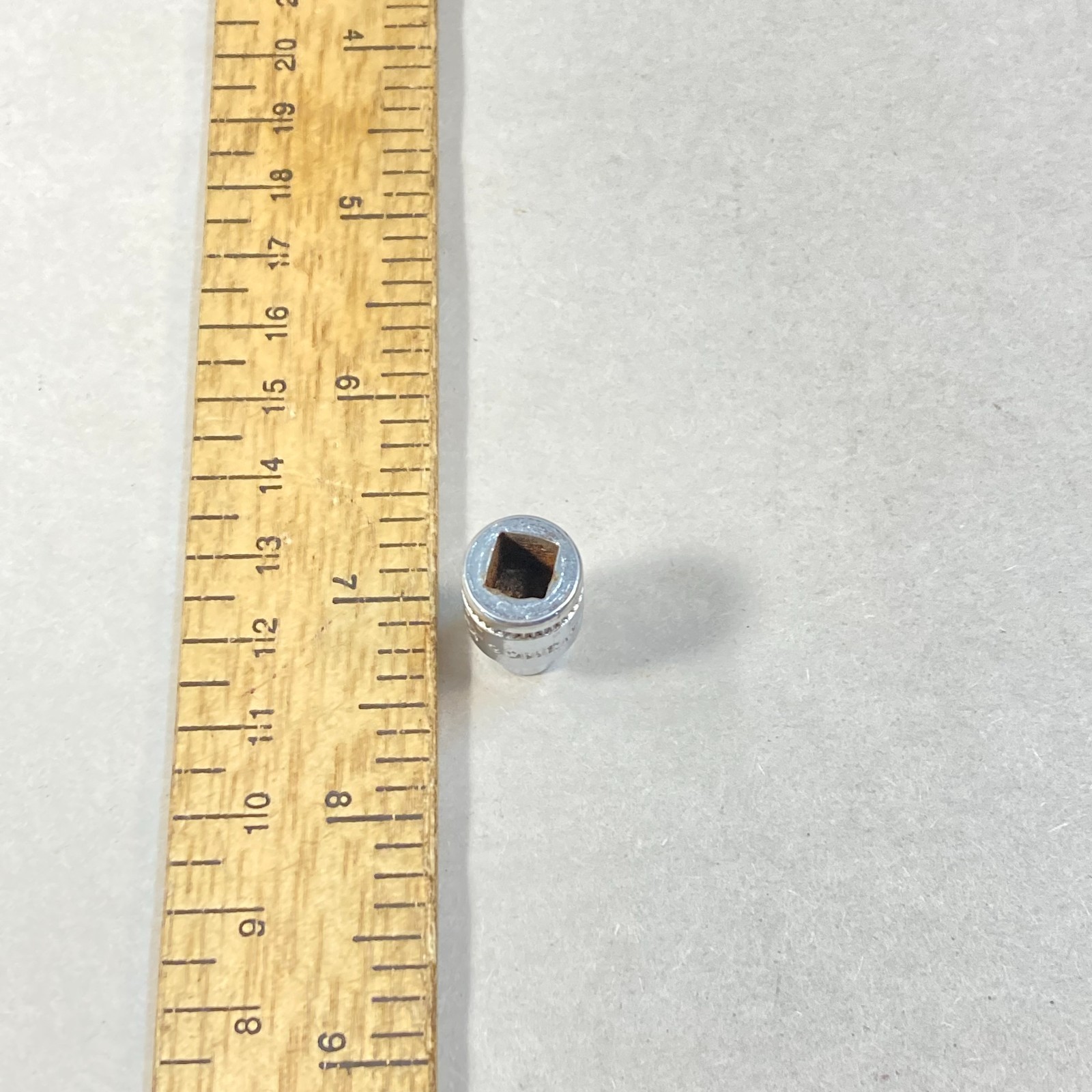 Kraeuter 3/16″ Socket 1/4″ Drive 6 Point SAE #31106 USA
