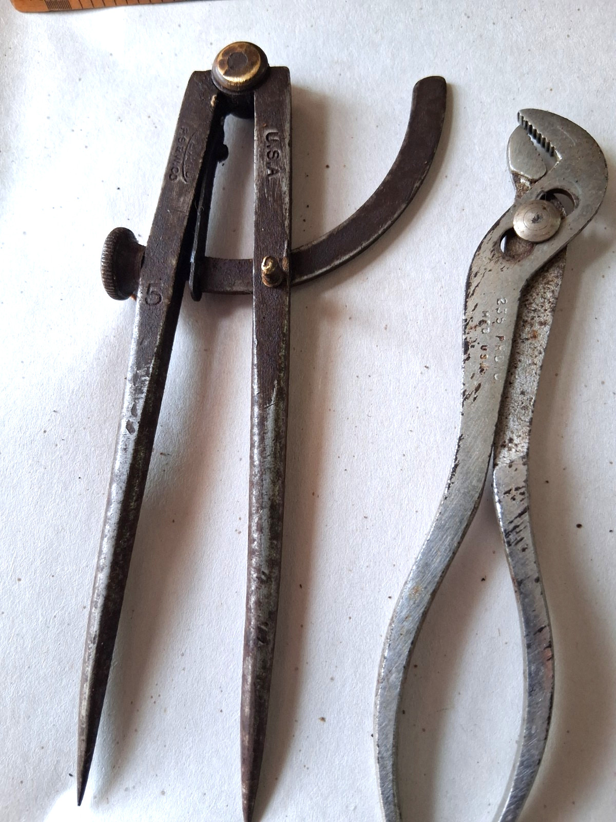VTG 4-1/2″ USA Tools Adjustable Slipjoint Pliers Dividers Stripper Scissor Snips