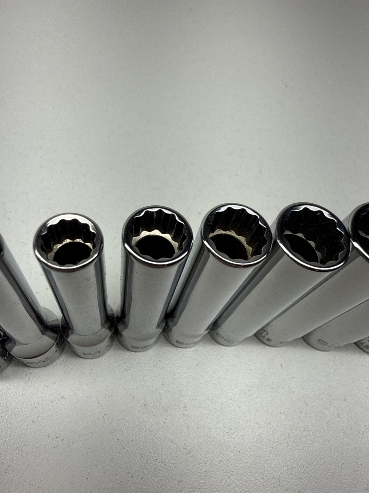 Snap-on Tools 1/4″ Drive SAE Deep 12 POINT Chrome Socket Set 110STMDY VERY GOOD