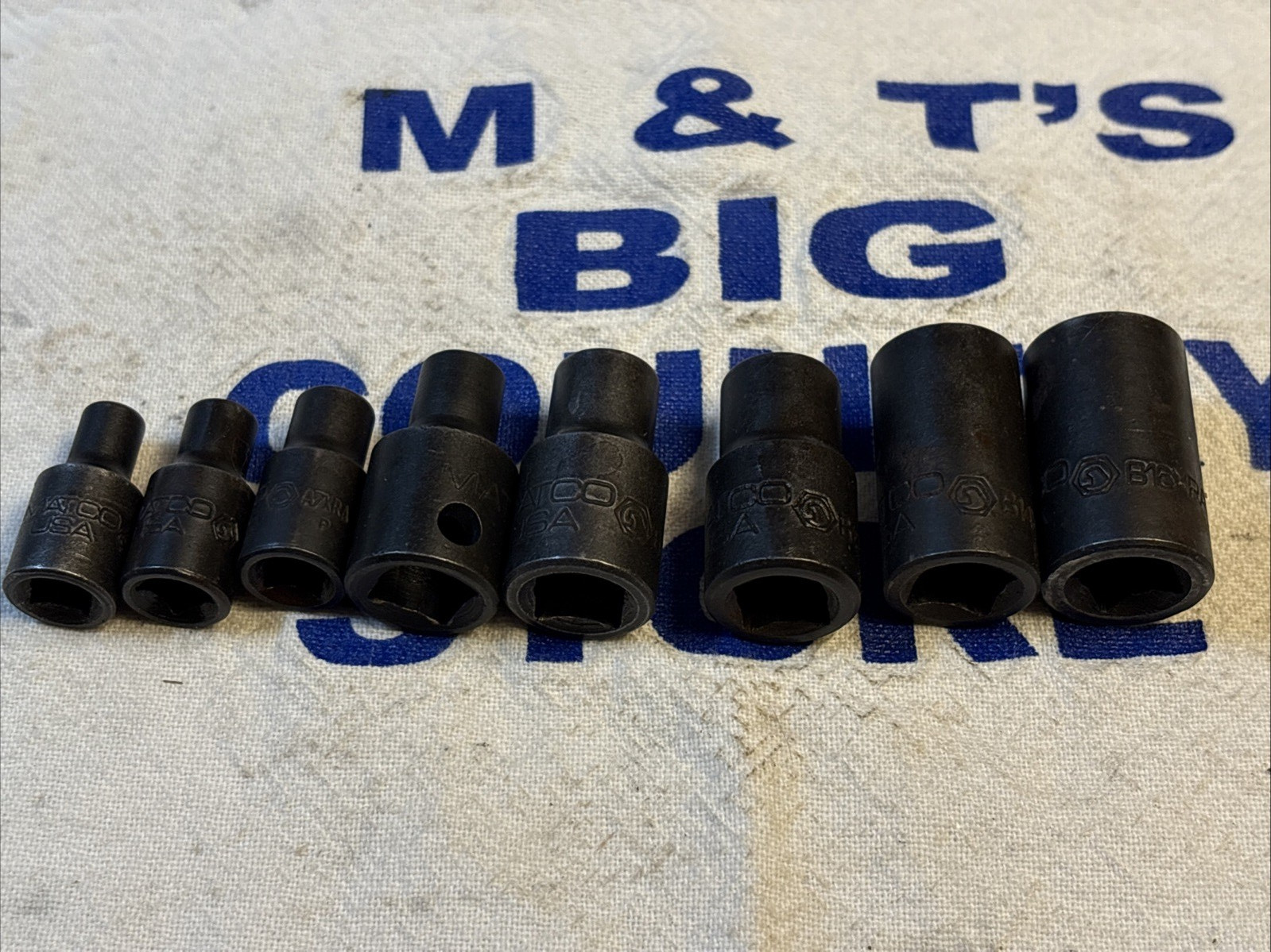 Matco Tools USA 1/4″ & 3/8″ Drive 8pc Inverted Torx Socket Set w/ Matco rail