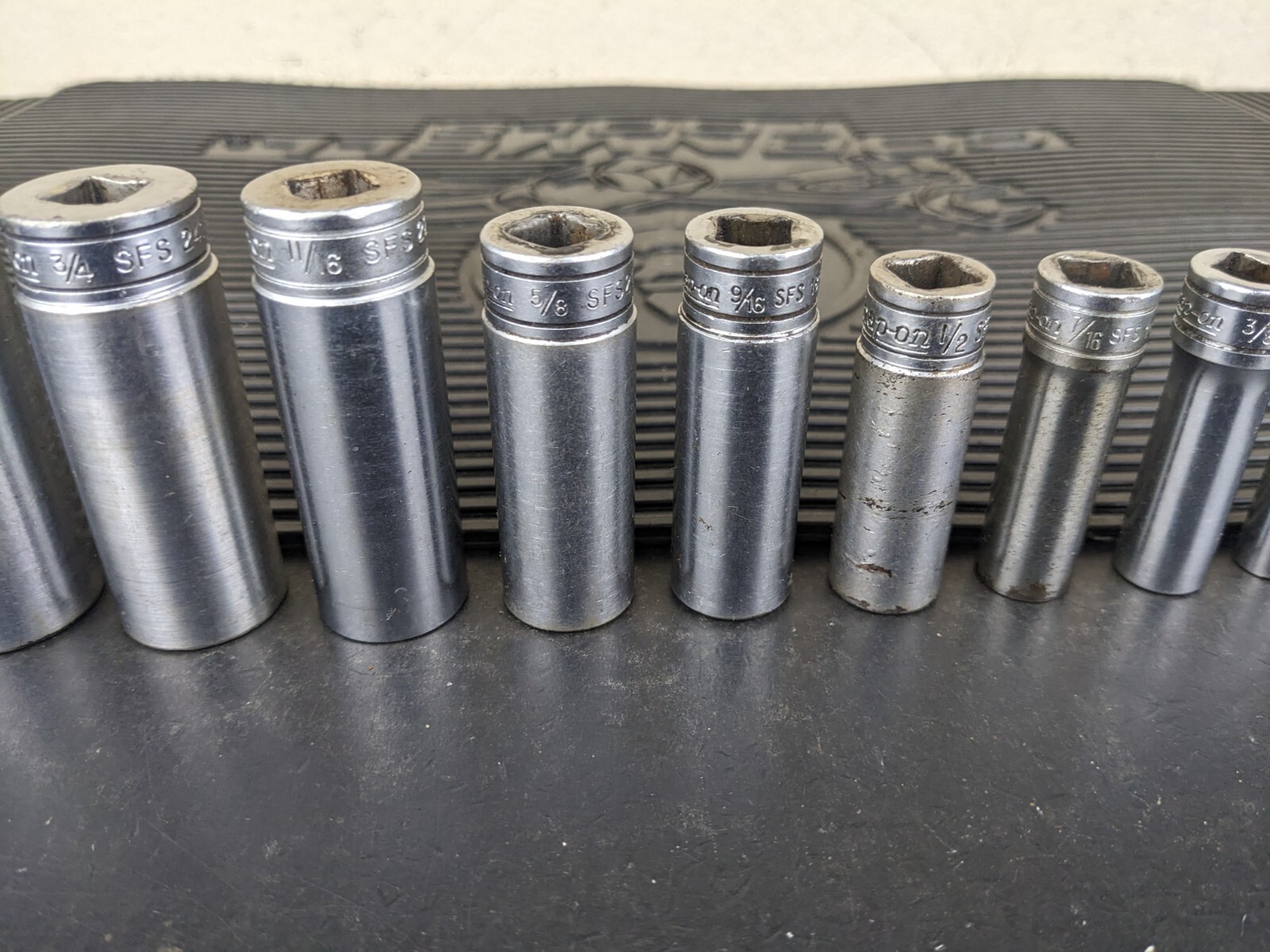 #bg227 Snap on Tools 211SFSY 3/8″ Drive Deep Chrome Socket Set Socket Set