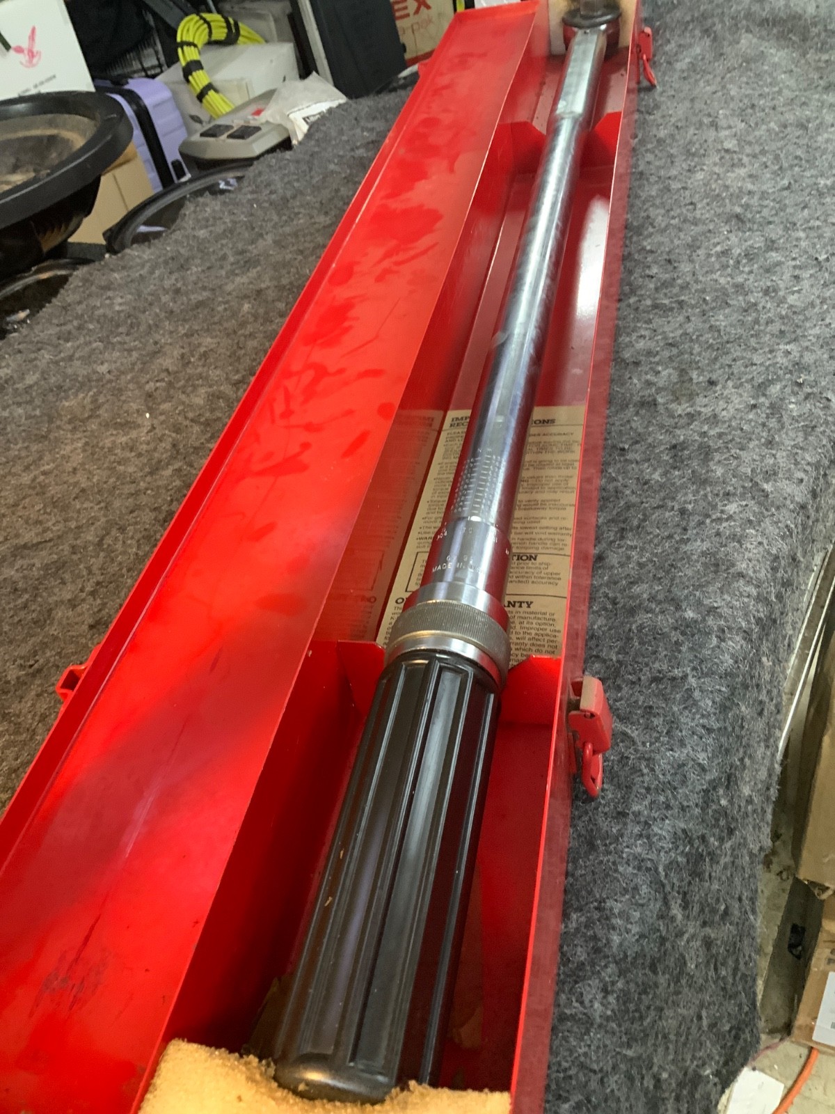 KD Tools 2953 3/4″ Drive 41″ Micrometer 100-600 Ft/Lbs Torque Wrench w/ Case
