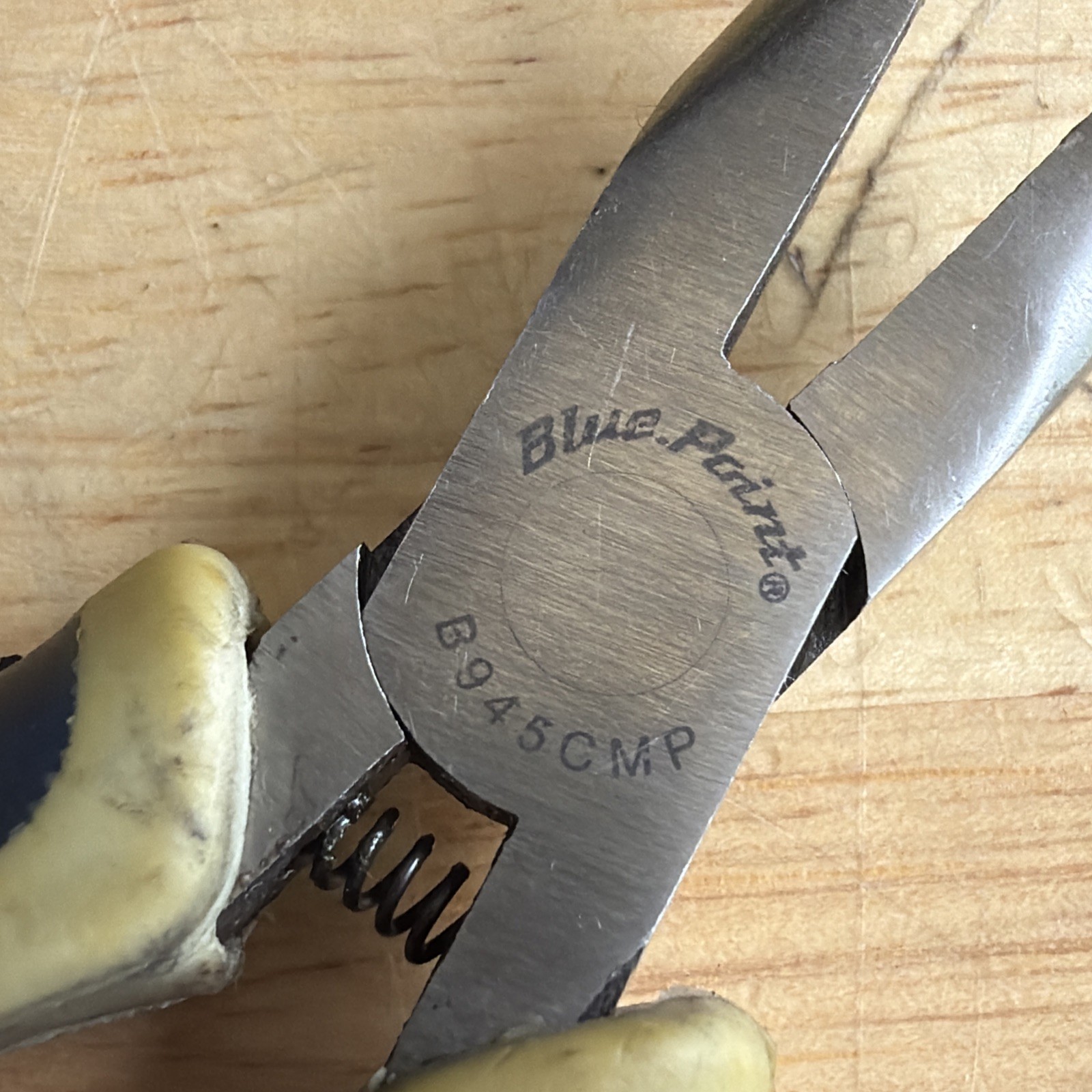 Blue Point Tools 5″ Long Mini 45 Degree Needle Nose Pliers B945CMP