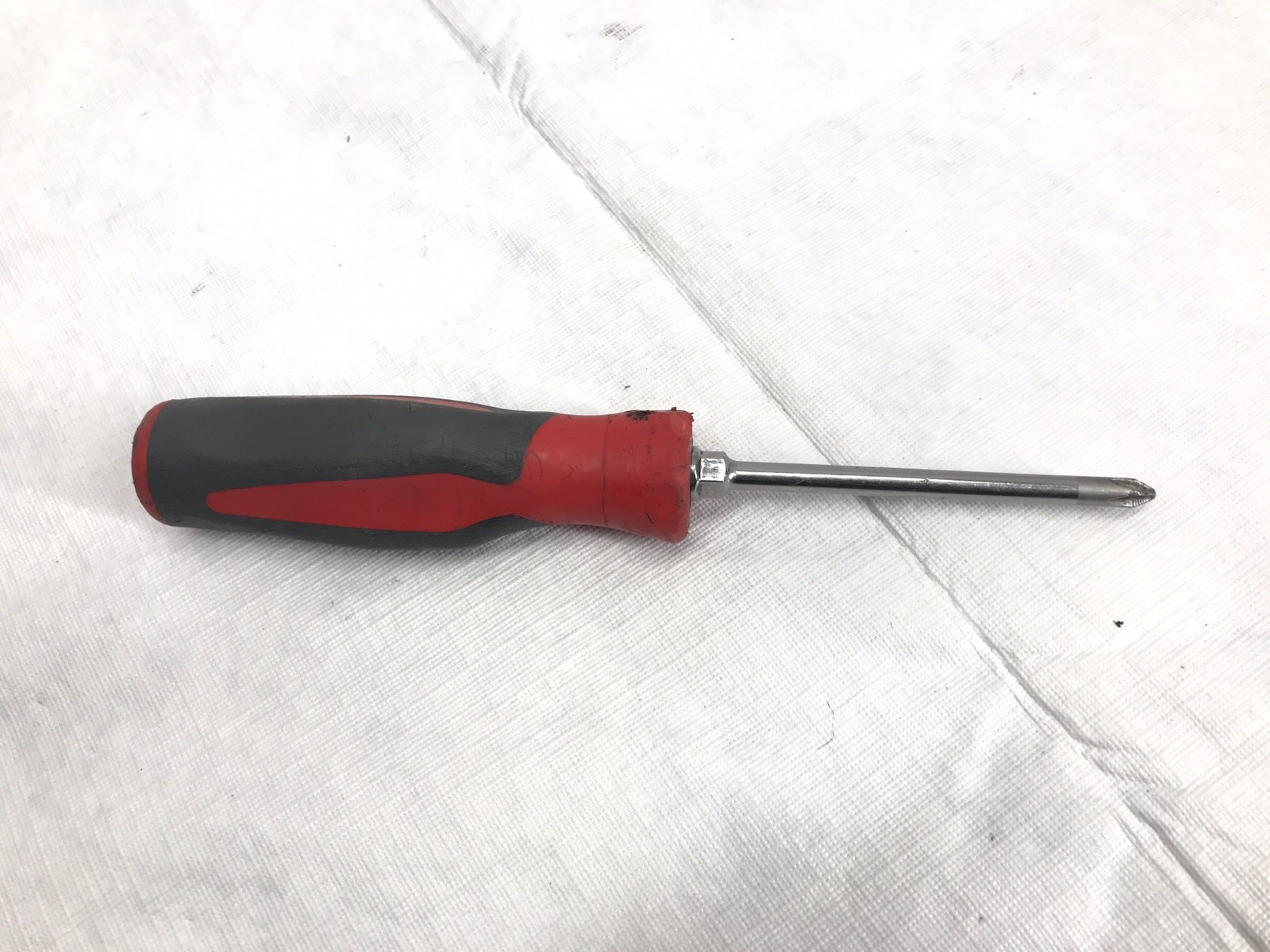 Snap On Tools SHDZ42 Pozidriv #2 Red & Gray Hard Grip Screwdriver USA