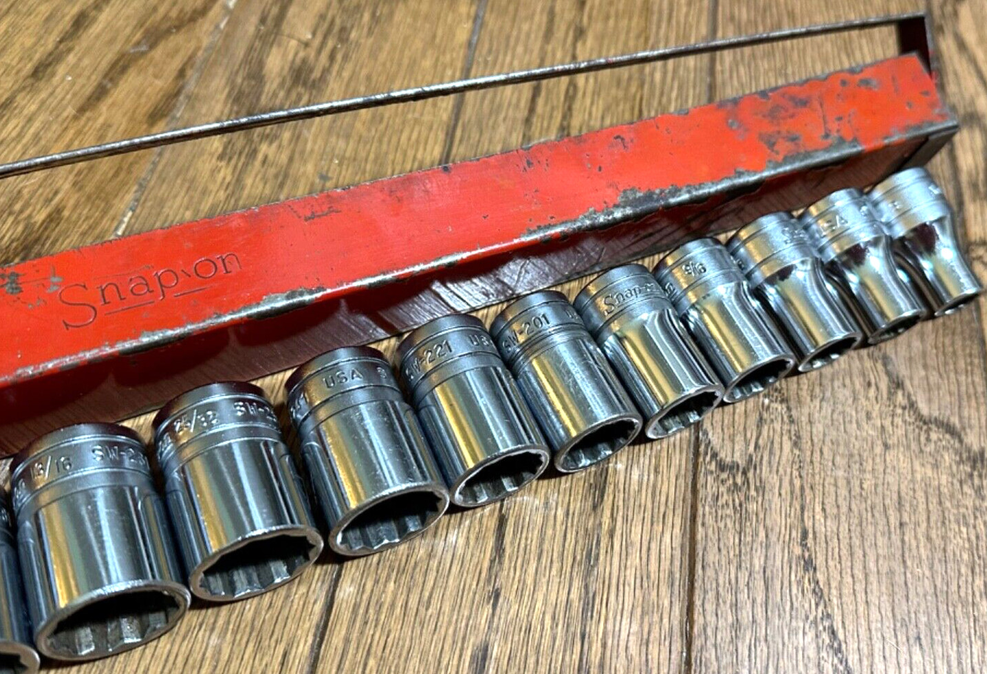 Snap On Tools USA 1/2″ Shallow SAE 3/8″- 1-1/8″ Socket Set Lot 12-PT Red Tray