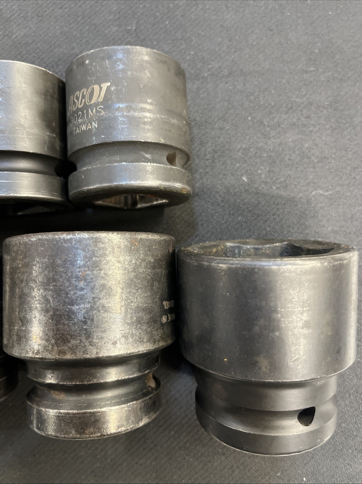 1” Drive Snap On 1-5/16” Ozat 36 1-1/8 1-3/16 1-7/16 1-1/2 1-5/8 1-7/8 Armstrong