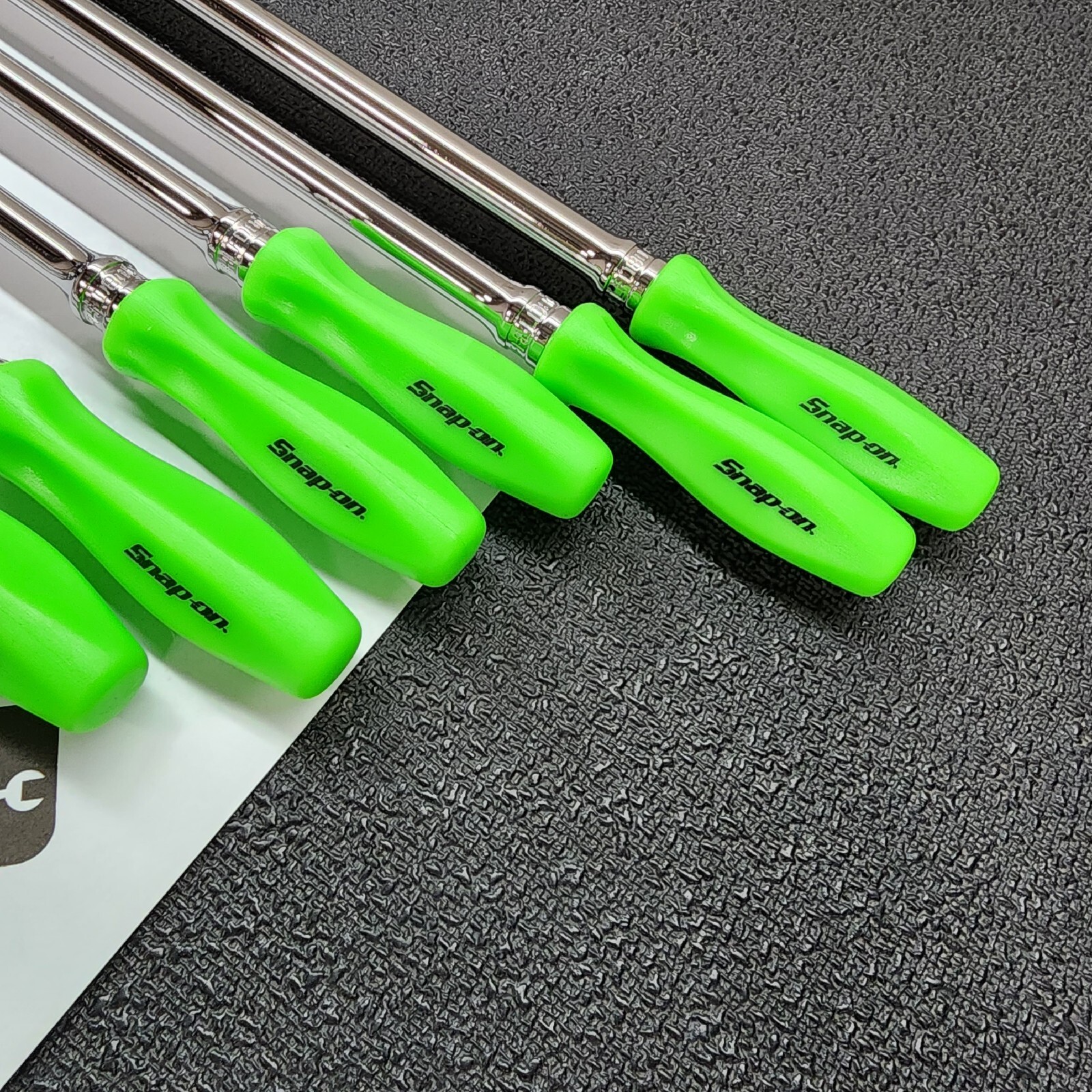 Snap-on Tools NEW 8pc GREEN Hard Handle 3/8″ Drv. Fixed & Flex-Head Ratchet Set
