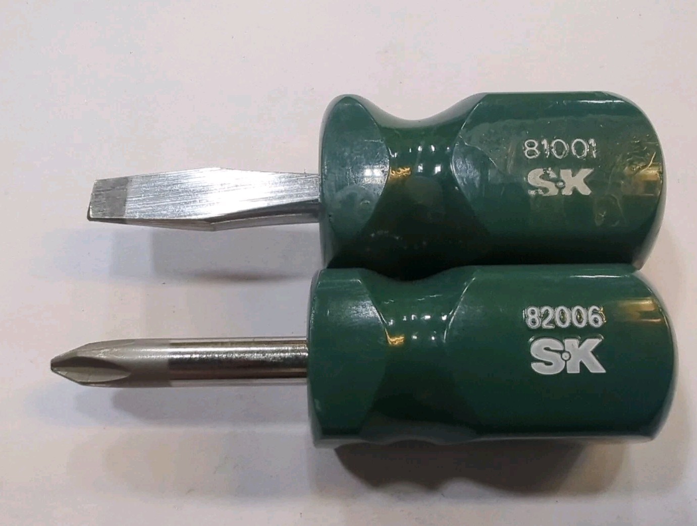 Nice S-K Tools Stubby Phillips & Slotted Screwdrivers 81001 82006 Hard Handle