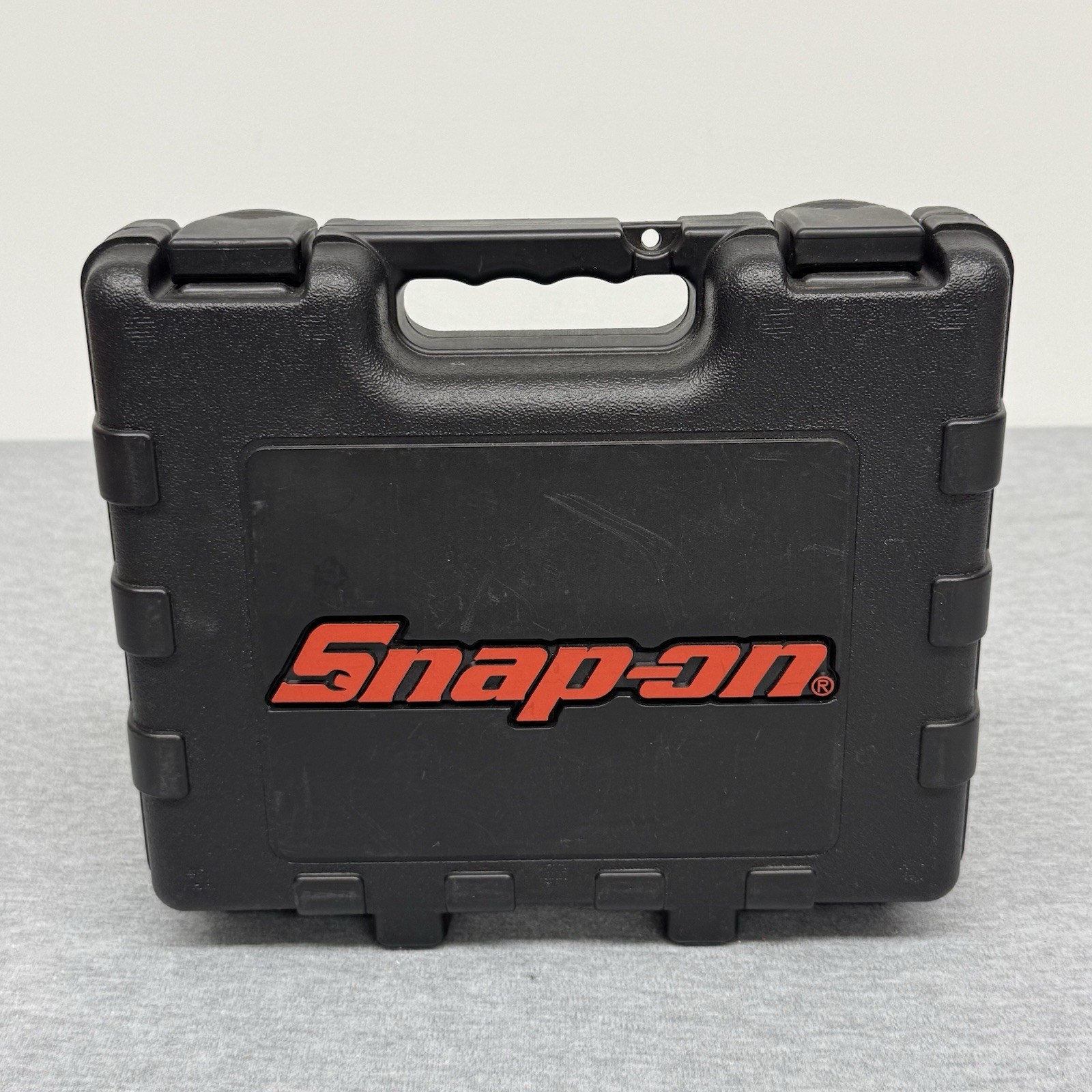 Snap-On SGDMRC44FR – 42 Piece Ratcheting Screwdriver & Bit Set W/ Case