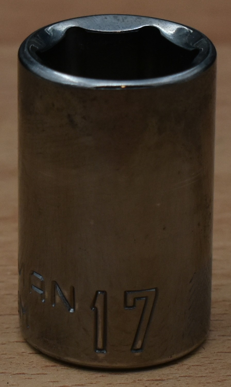 CRAFTSMAN 81-888 GM, 17MM METRIC, 1/2″ DRIVE, 6-POINT, GUNMETAL CHROME SOCKET