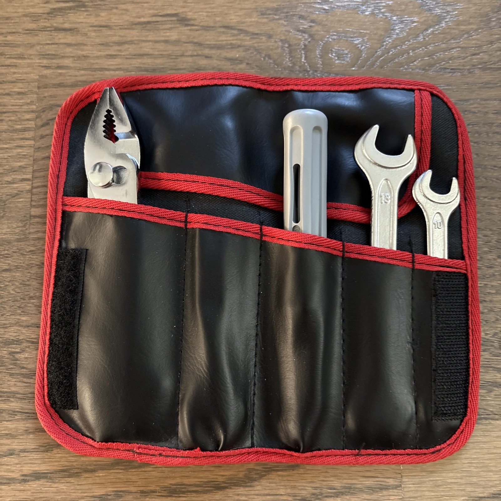 Bmw X3 X5 Tool Pouch With Some Tools