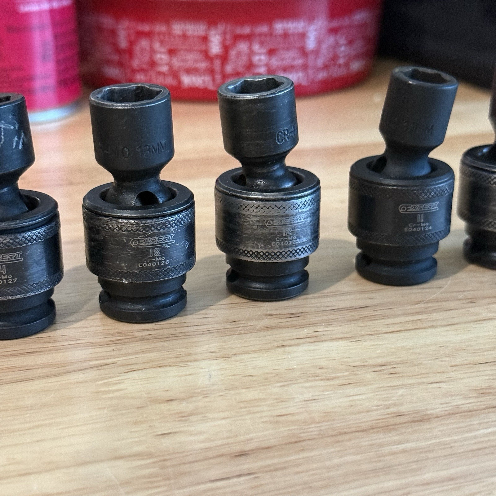 3/8 Drive Expert By Mac Tools Swivel metric Impact (10,11,12,13,14,16 And 18)