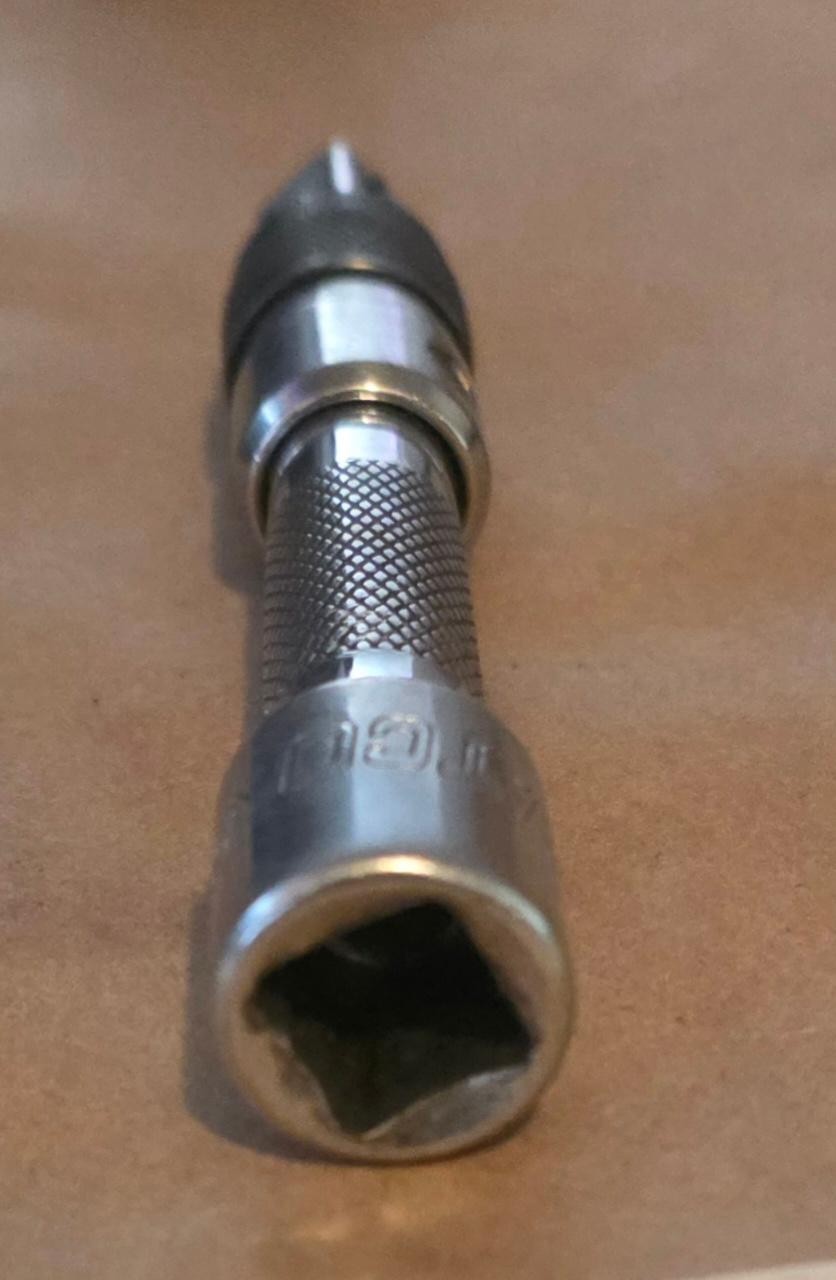 Matco Tools BX5L3/8″ Drive 5″ Locking Extension