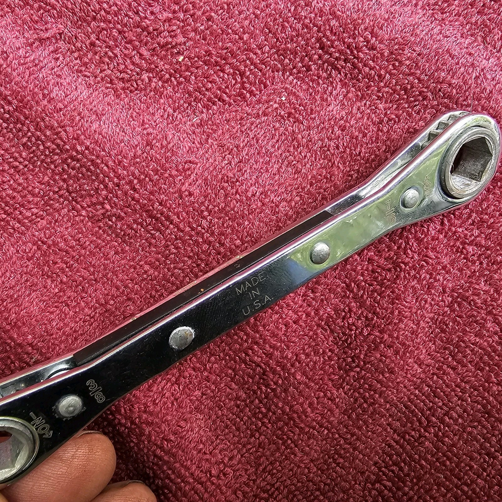 Unmarked 3/8» x 7/16» 6 Point Ratcheting Box End Wrench, USA