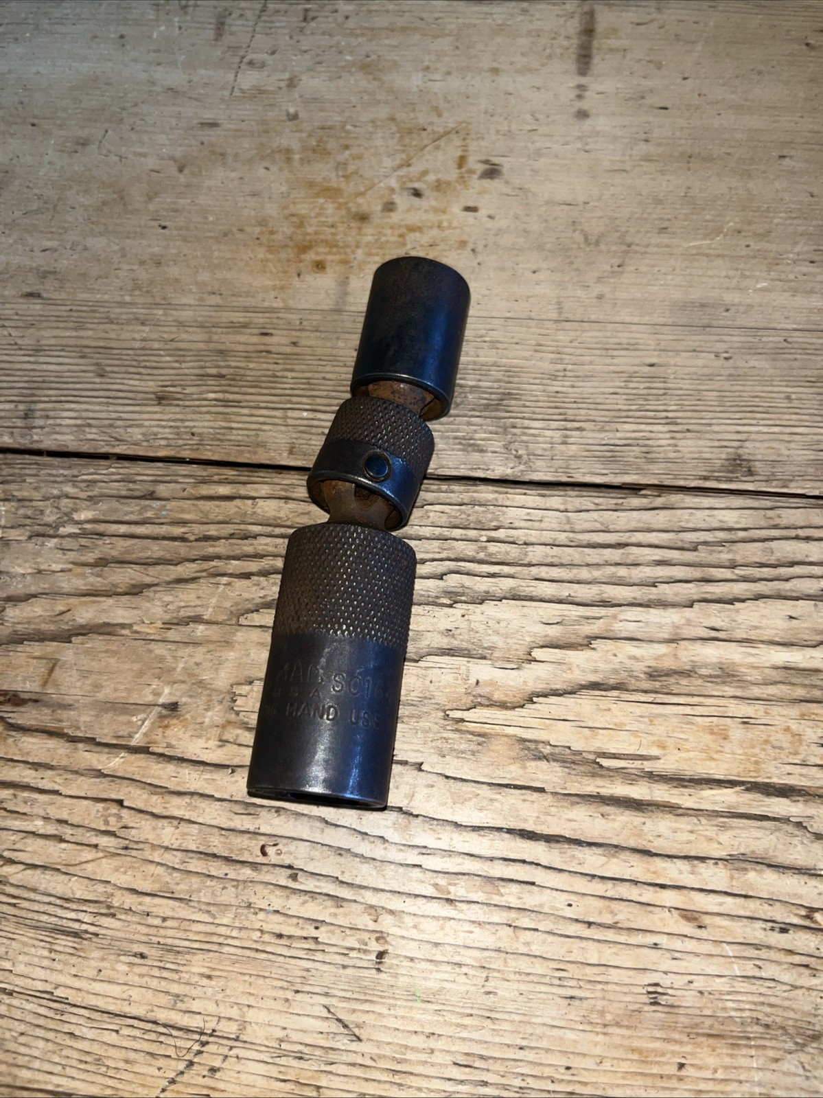 MAC Tools SC164R Double Universal Swivel Joint 13/16″ Spark Plug Socket
