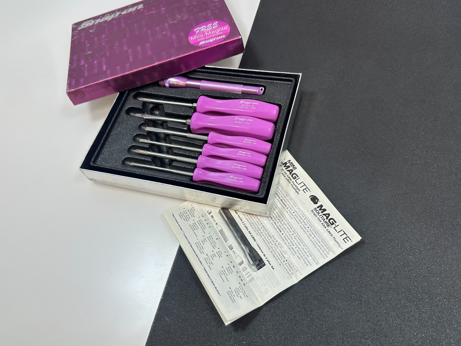 Snap-on Tool USA SDSMOMX RARE 7pc LIGHT PINK Hard Handle Screwdriver Set Maglite