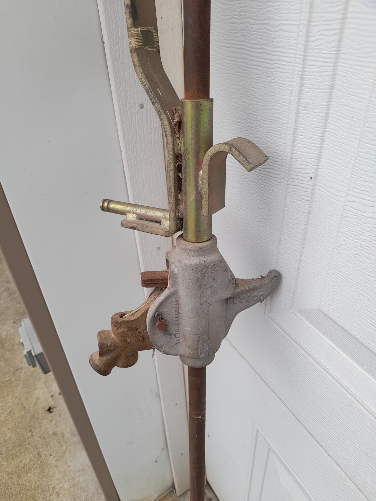 VINTAGE KEYSCO AUTOMOTIVE BODY PANEL PUSH, PULL JACK, MONKEY ON A STICK, K63A