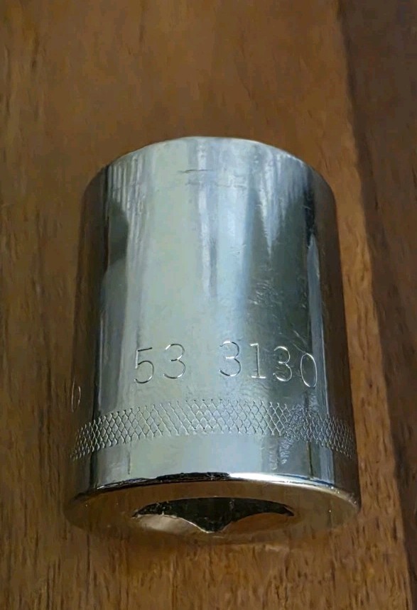 Easco USA 15/16″ Socket 12 Point 1/2″ Drive 53 3130