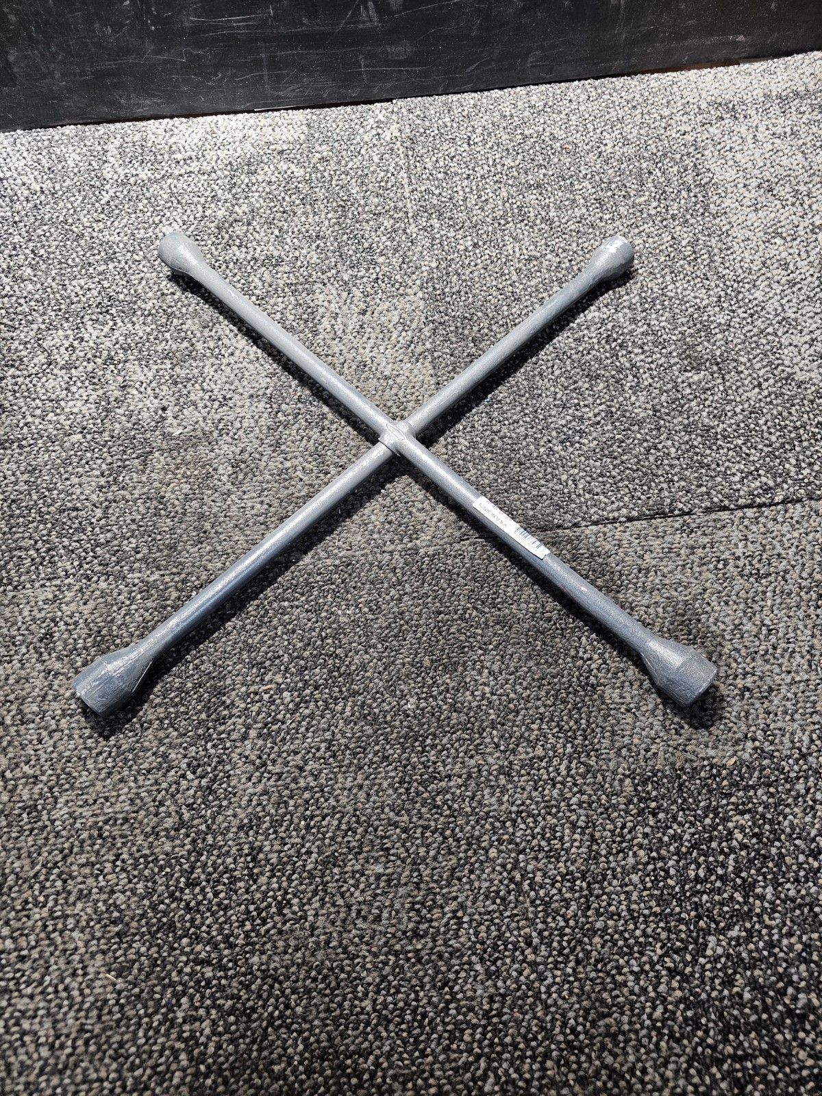 Ken Tool T59 35659 Premium Grade 22 in 4 Way Passenger Vehicle Lug Wrench Steel