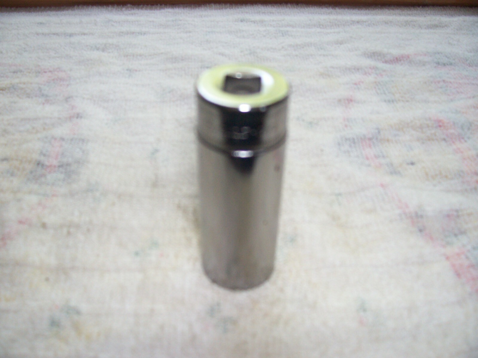 NEW SNAP ON 18 MM DEEP CHROME SOCKET 6 POINT 3/8″ DR. NO. SFSM18