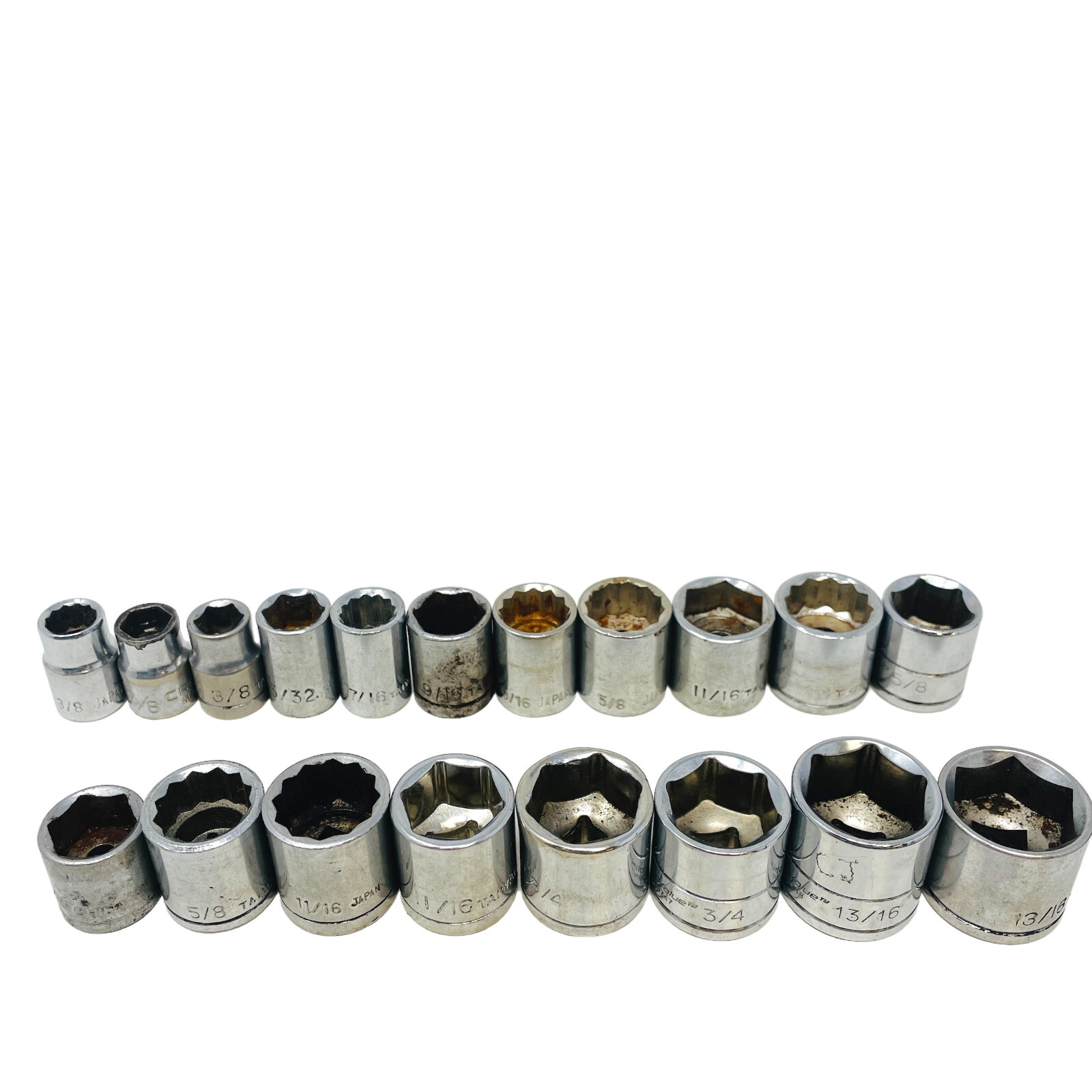 19 Pcs ProValue and Assorted 30747, 5/8, 11/16 in, 3/8 Drive Socket Set