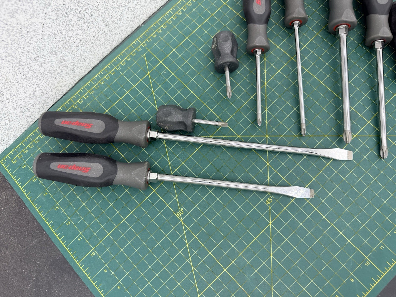 Snap-On Tools 9pc Dark Titanium Instinct Soft Grip Screwdriver Set – USA