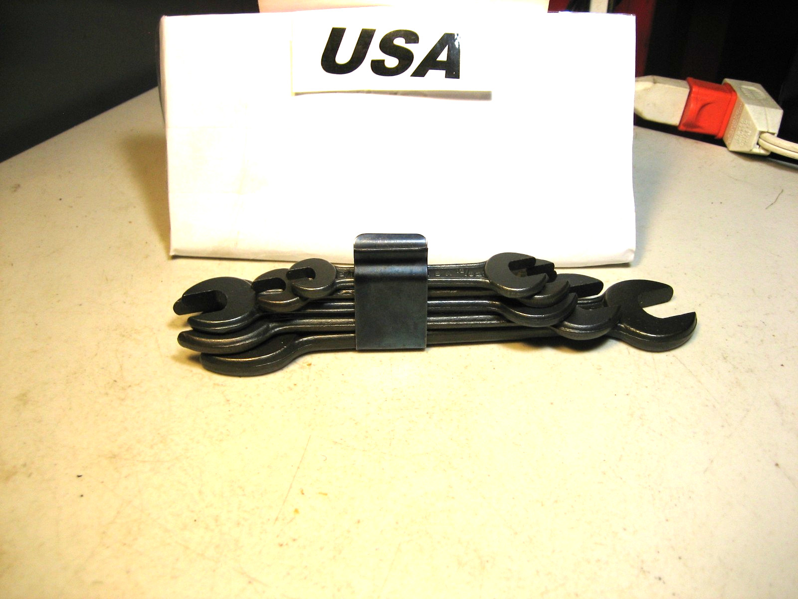 Double Open-End Wrench Set (5 Pcs) (5/16″ -3/4″)=(8mm-19mm) USA