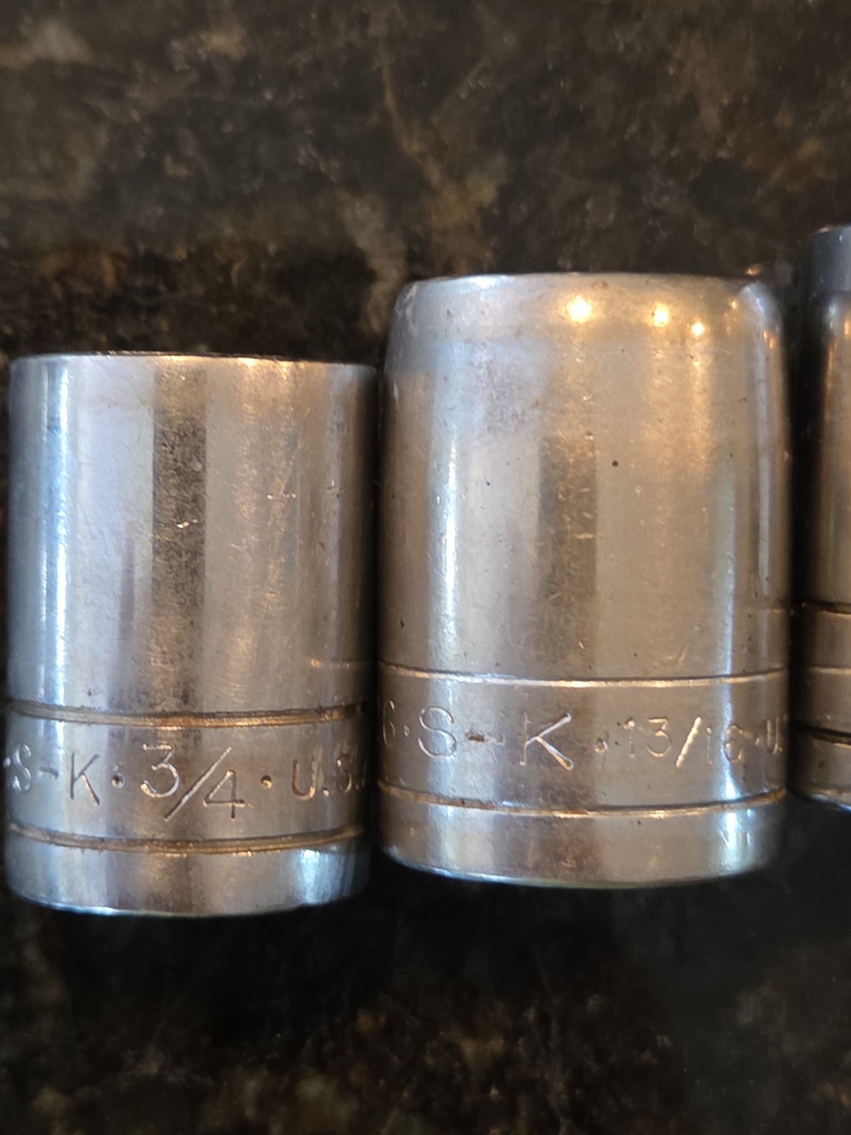 S-K Mix Tools 1/2″ Drive 12 Pc Pt SAE Shallow Socket Set 1 15/16 3/4 7/16 1-1/16