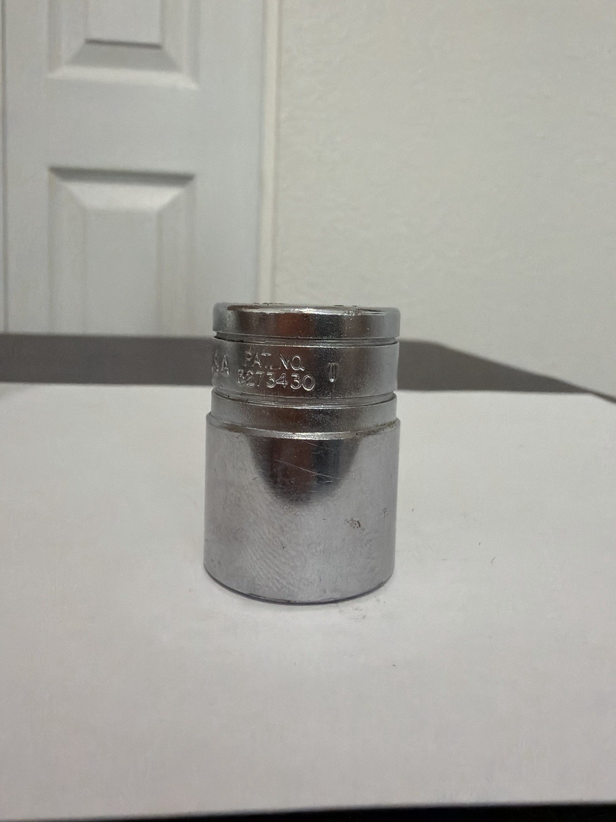 Snap On – 1/2″ Drive SW-261 13/16″ 12Pt SAE Shallow Chrome Socket – SW261