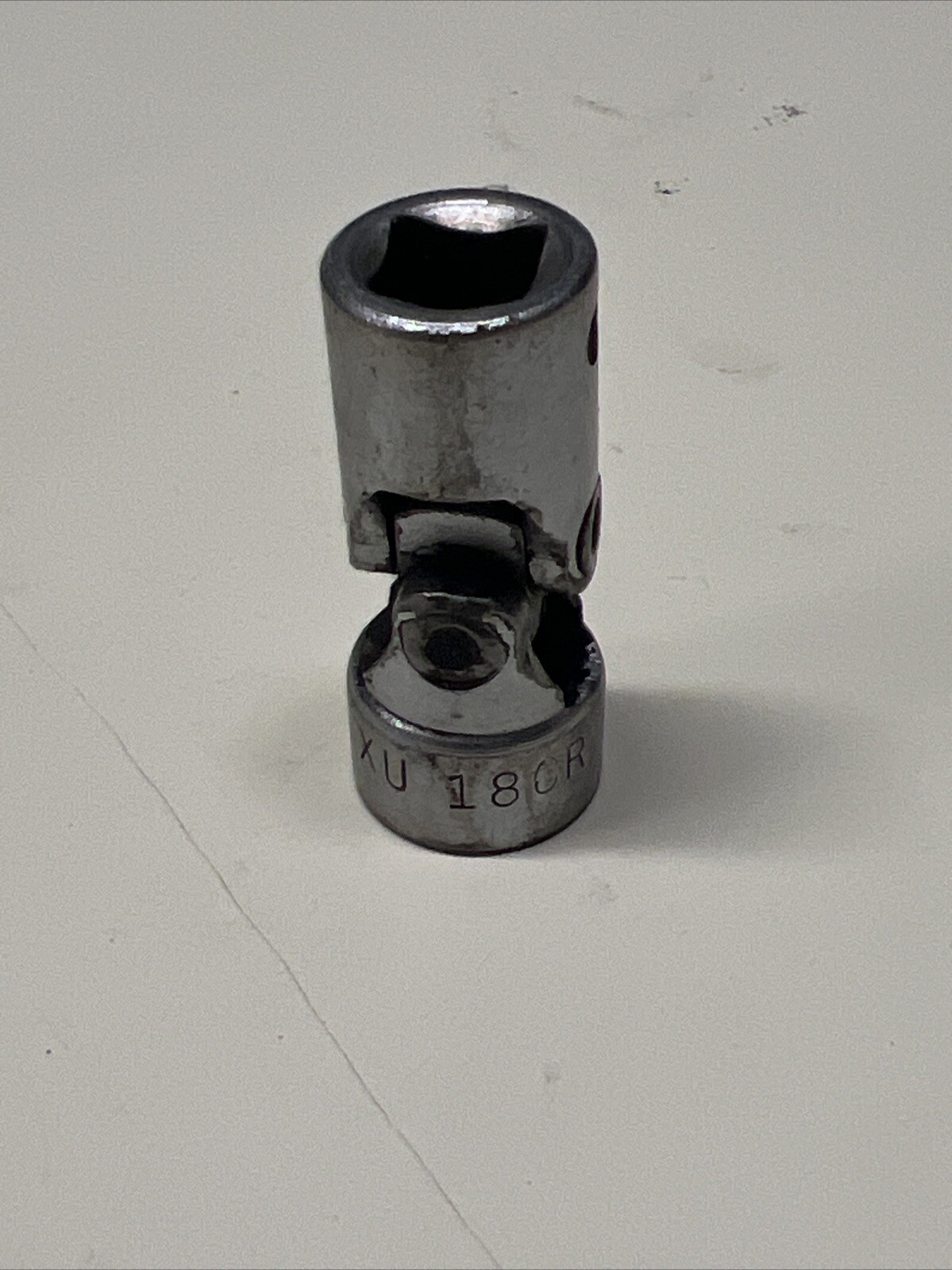 Mac Tools XU186R 9/16” Swivel Universal Socket 3/8” Drive 6 Point USA #7D1