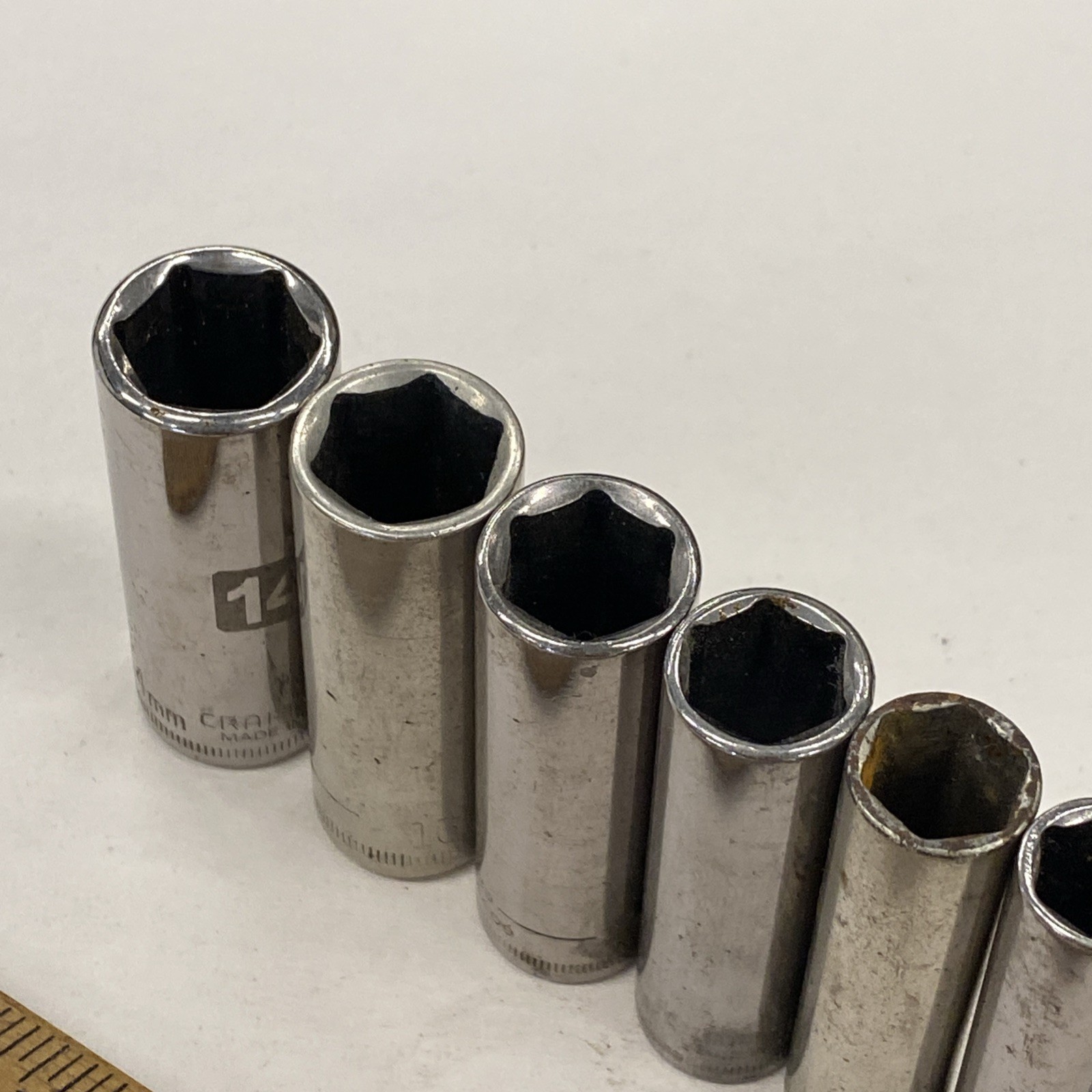 Craftsman USA 1/4 dr. 11 pc. 6 pt socket set Mixed Series Deep 4 – 14mm, M0867