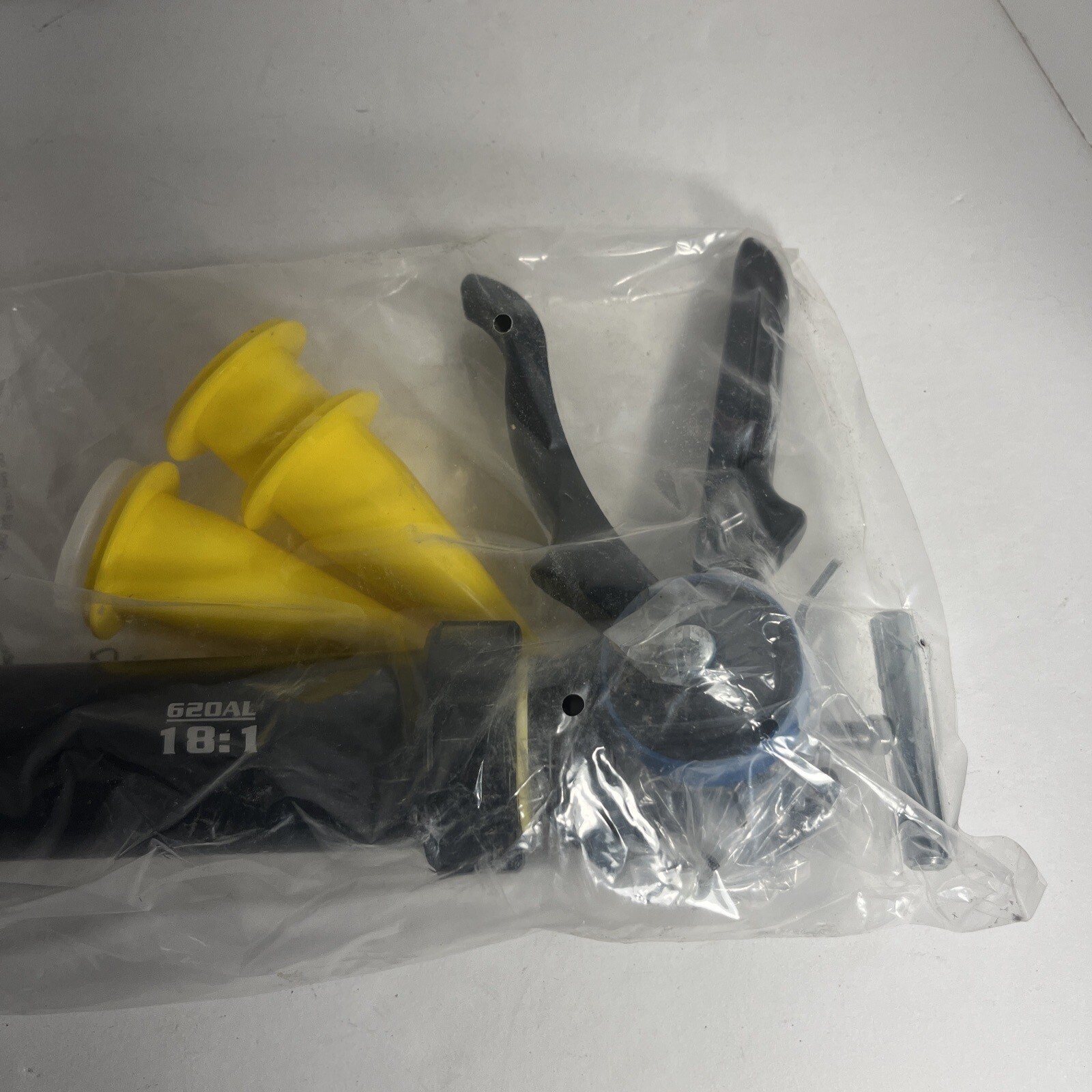 Newborn Model 820AL Elite Series Caulk Gun 22:1 Ratio For Use With 24 oz. Bulk