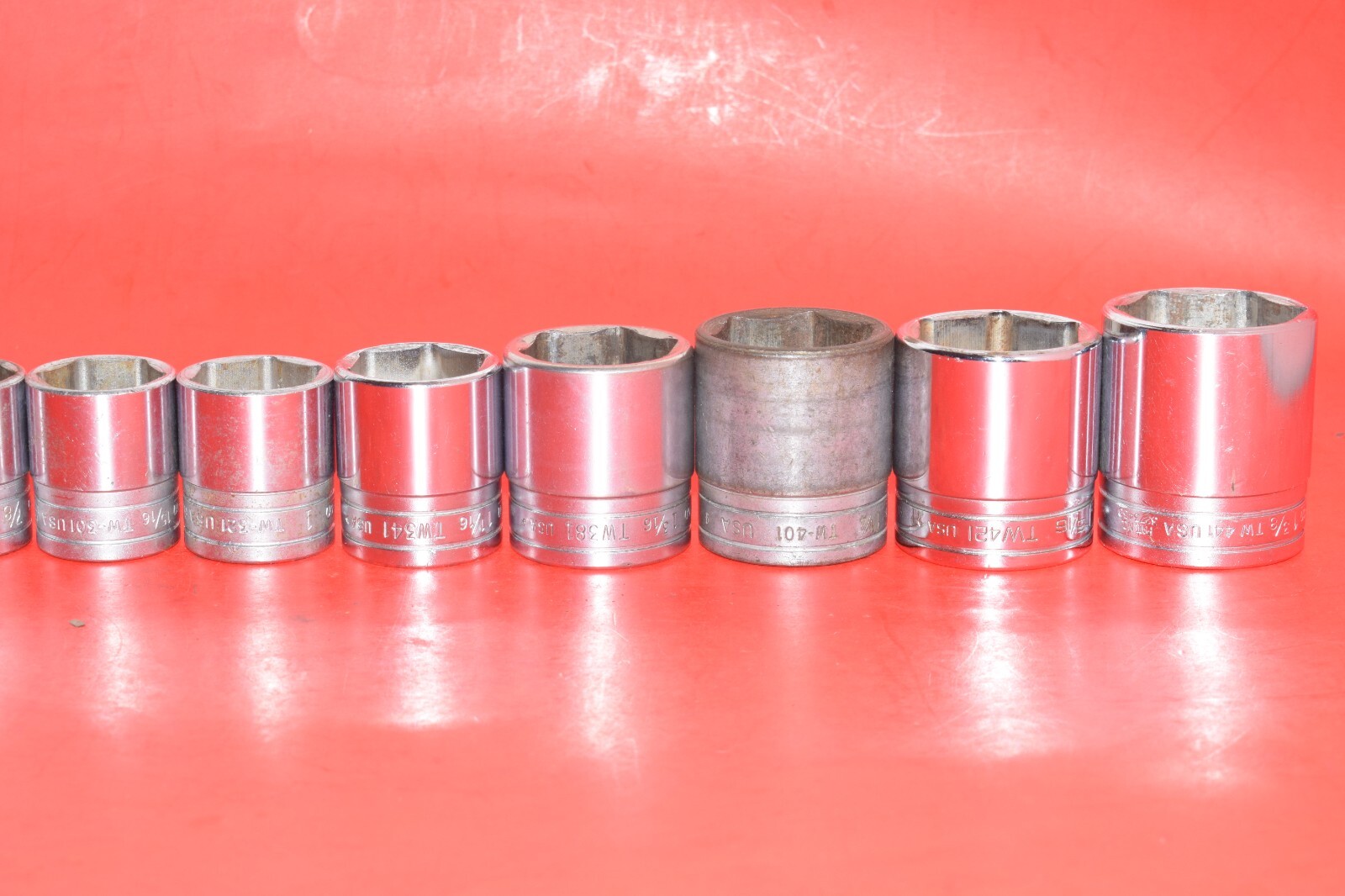 Snap-On 1/2″ Drive 16 PIECE SAE 3/8″ – 1-3/8″ Shallow 6-POINT Flank Socket Set